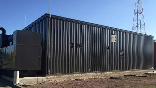 Rechenzentrum außen in schwarz