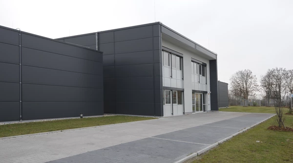 Data center Pfalzkom Manet from the outside