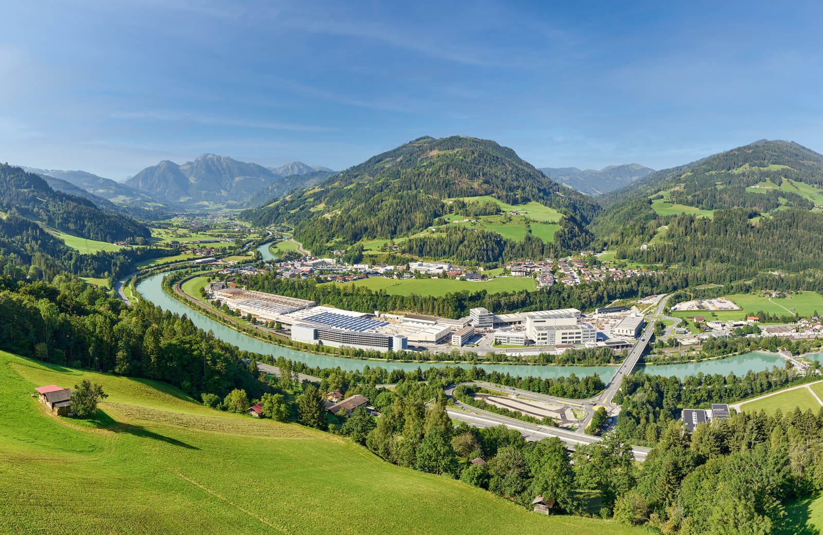 Bischofshofen mit dem Liebherr-Werk