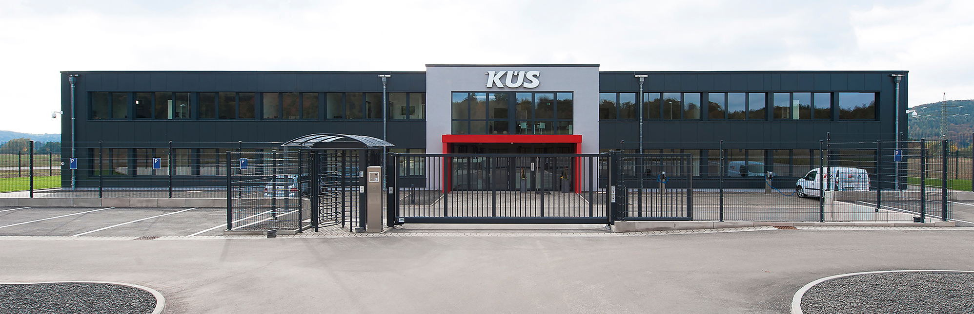 KÜS Gebäude Außenaufnahme